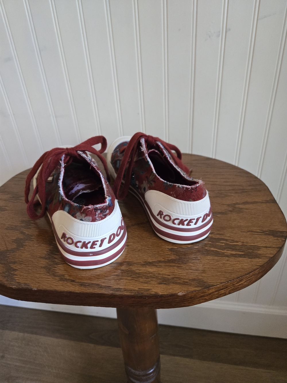 Rocket Dog Women's Floral Low-Top Canvas Sneakers in Deep Red - Picture 6 of 9
